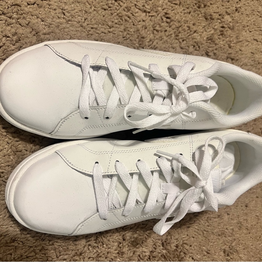 Nike court sneakers